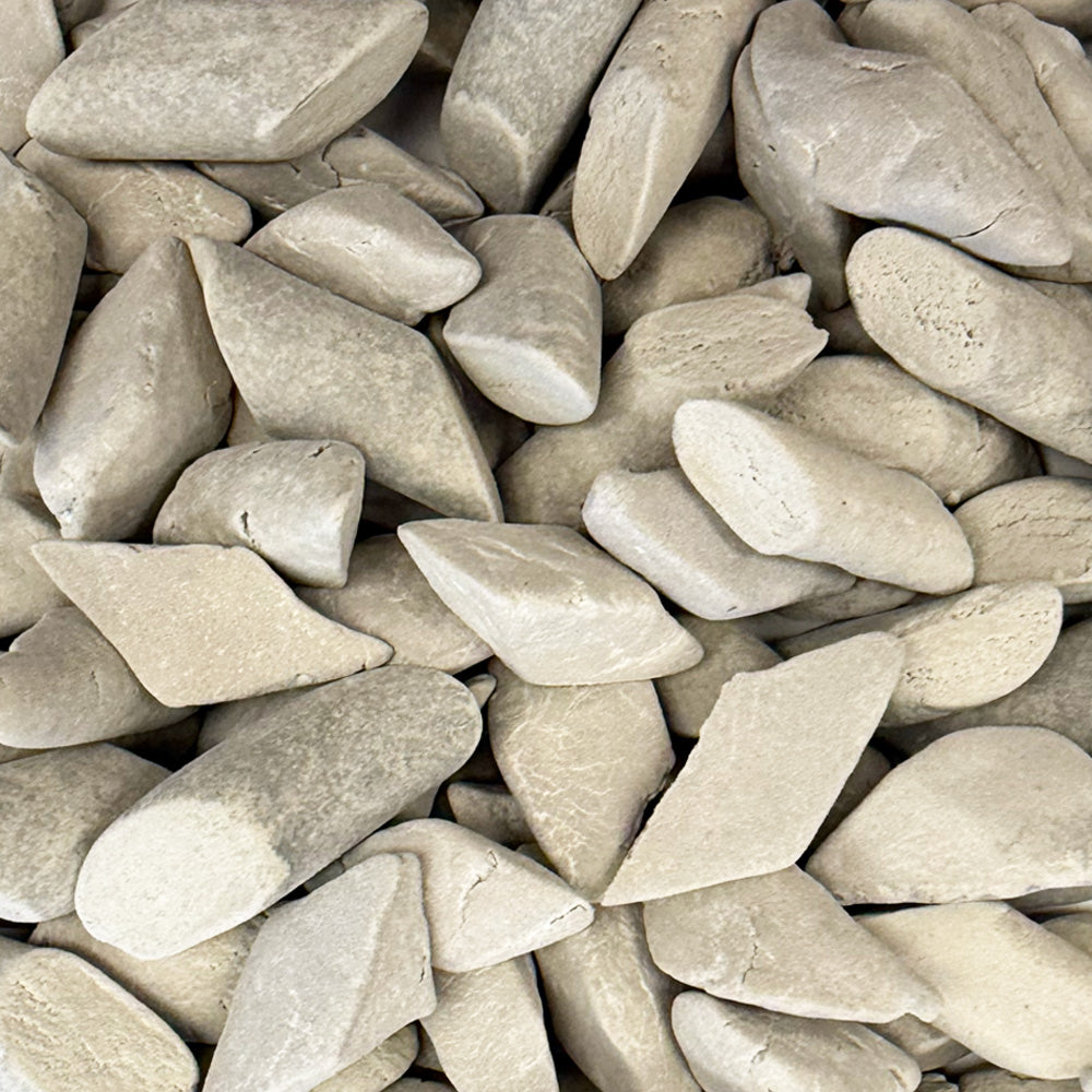 Eco-Flex™ Dry Tumbling Media – Mild Grind Triangle/Cylinder Mix | EF-0700 MIX