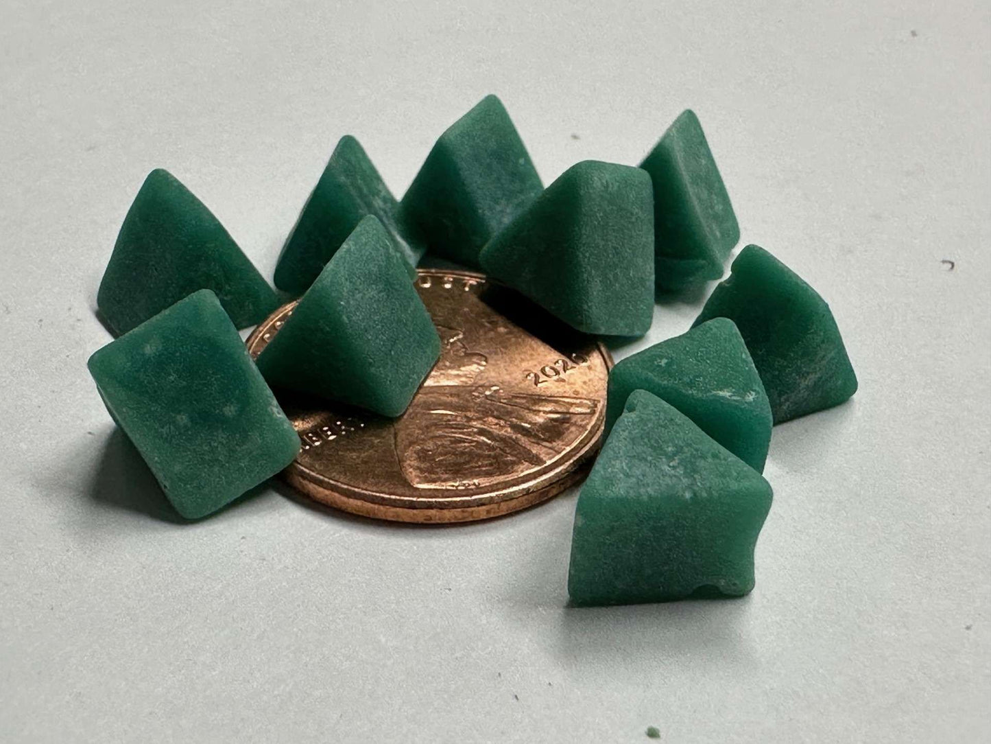 Plastic Media, Part # R-700 TRI 01, Straight Cut Triangle 3/8" x 1/4"