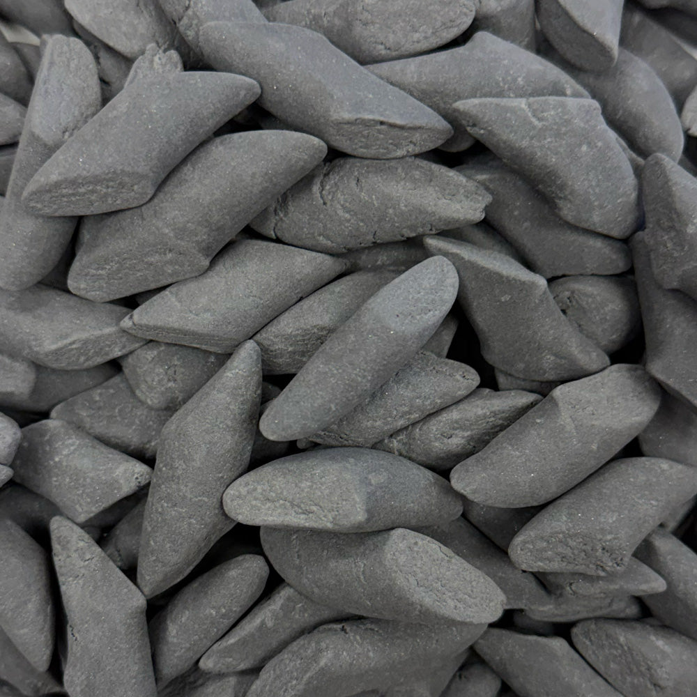 Close-up of EF-1000 ACC 01 Eco-Flex™ dry tumbling media