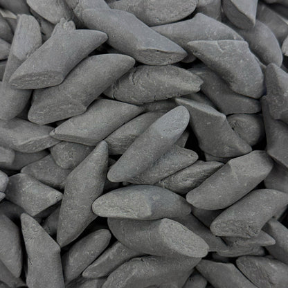 Close-up of EF-1000 ACC 01 Eco-Flex™ dry tumbling media