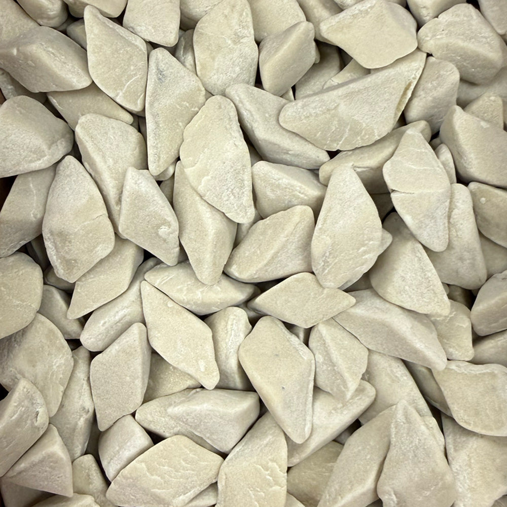 Close-up of EF-700 TRI-01 Eco-Flex™ dry tumbling media