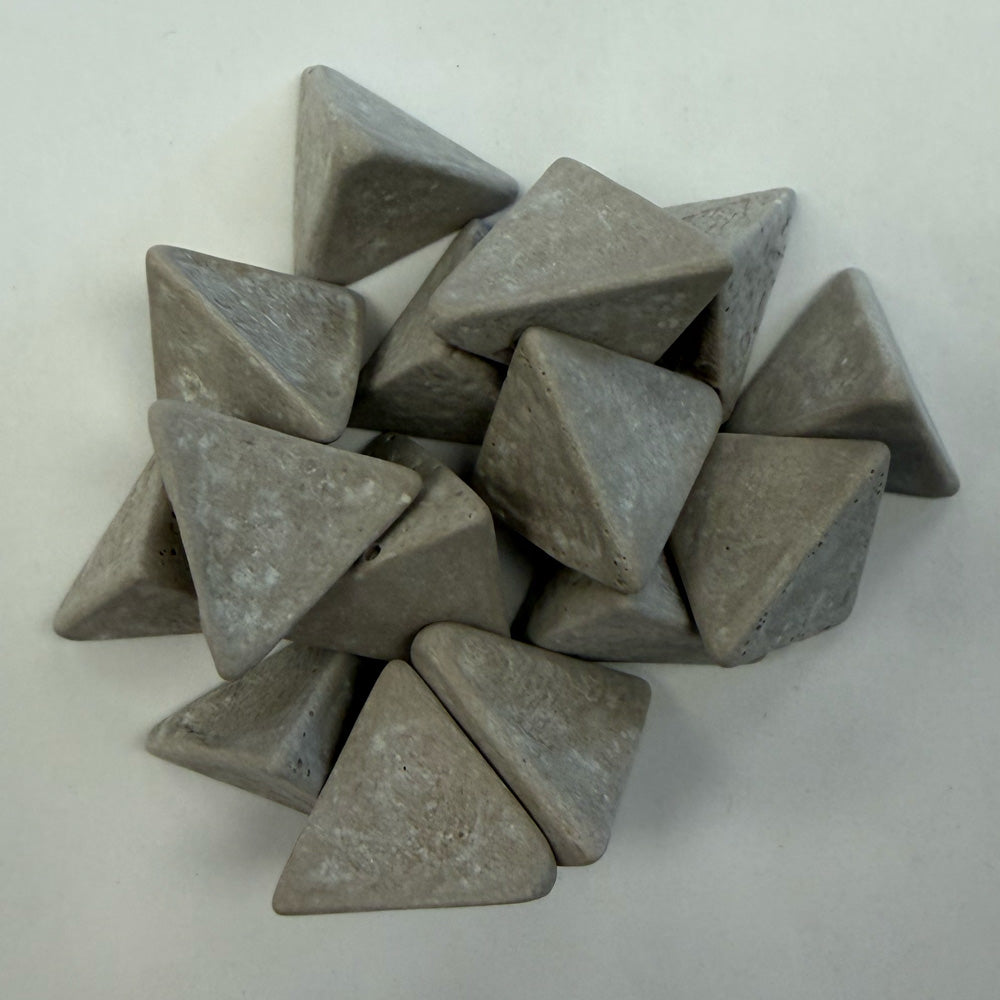 Small pile close-up of R-1000-HD-TET-02 plastic media